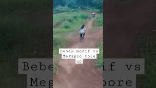 Download lagu Megapro dibuat panik bebek goreng 😱😂 #shorts #grasstrack mp3 Download lagu Megapro dibuat panik bebek goreng 😱😂 #shorts #grasstrack mp3