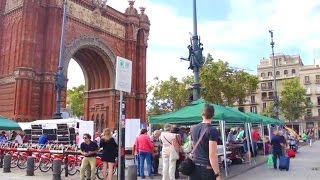 How to Easily Get Around Barcelona | Expedia Viewfinder Travel Blog