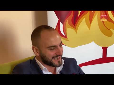 Zesko Stolce so Zarko Dimoski - Mu nazdravi na Kristijan Golubovic