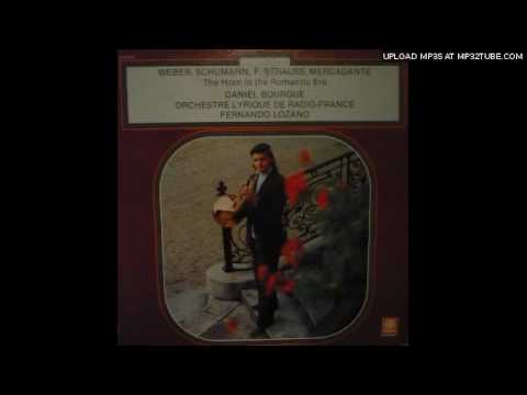 Daniel Bourgue plays 2nd part Saverio Mercadante Concerto in F. Lp record.