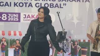 Download lagu Shabrina Leanor Terlalu Tinggi JUICY LUICY at Jakreatif Fest 2025 Gandaria City Mall mp3
