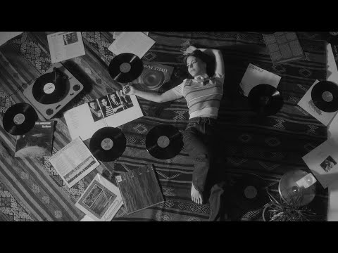 Simge - Bir Şeyin Olayım | Bayraşa Version  (Visualiser)