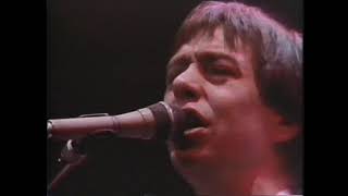 Camel - Refugee (Pressure Point, Hammersmith Odeon, 1984)