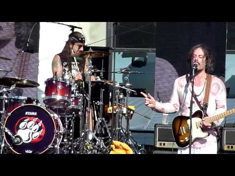 The Winery Dogs - Desire - Monsters of Rock Cruise 2014