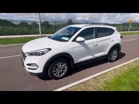 Hyundai Tucson 1.7 Executive 5DR, Multi-Function S - Image 2