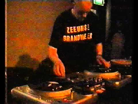DJ Vindictiv @Kypski & WaxWankerz Maztabation Tool Release 2004.mov