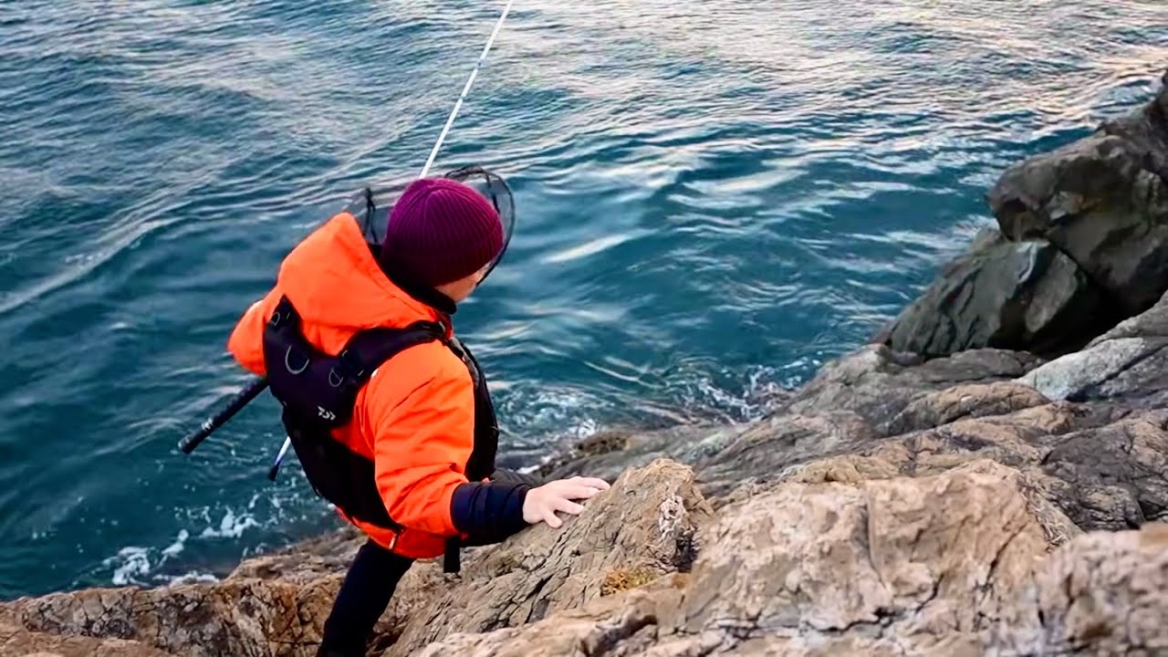 記録級のメバルを狙って年内最後の悪あがき❗️まさかの35センチが釣れてしまった…