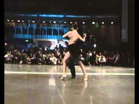 Neri Luciano Piliu & Yanina Quinones_tango2