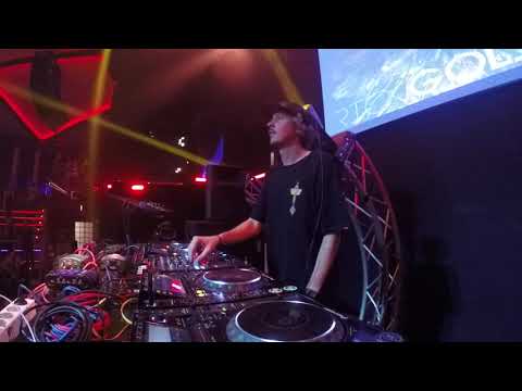 @RICK GOLDEEN  [PANORAMA]