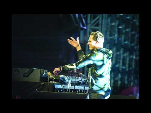 DJ Tiësto - Live at Creamfields - 2013