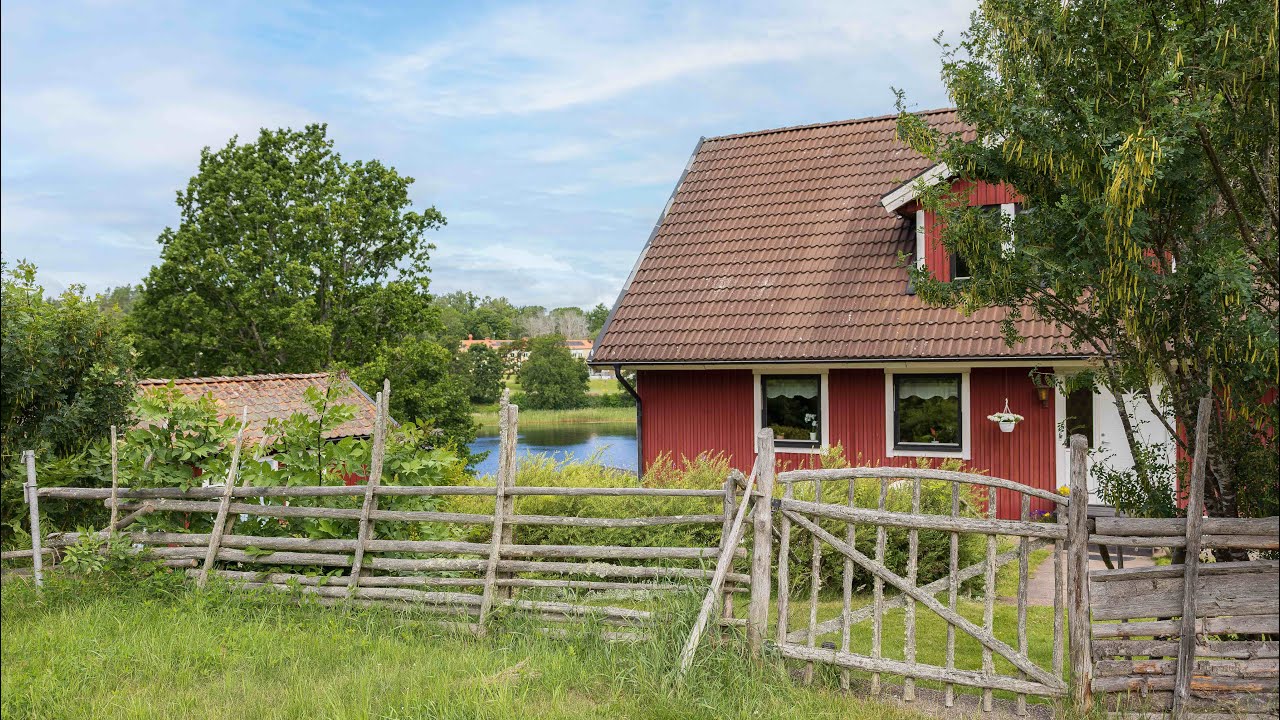 7 rum Vinterbonat fritidshus på Oskarshamnsvägen 8 Hjorted Västerviks kommun - video