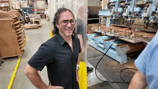 Download lagu 🎸 Inside the Gibson Custom Shop | Gibson Made to Measure Factory Tour 🎥 mp3