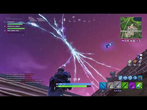 Il Razzo Ci Cade Addosso a Pinnacoli Pendenti!! [Fortnite]