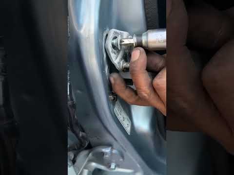 แก้ไขประตูปิดยากค่ะ #วิธีแก้ไขประตูปิดยาก  #ช่างกอล์ฟ 👍🏻#อู่อดุลย์ดำรงค์ศักดิ์🛠️🚘