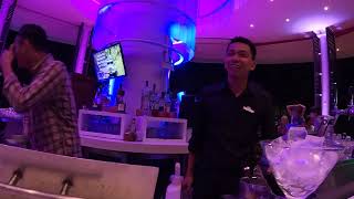 [問卦] 在巴里島喝特製馬丁尼有什麼要注意的