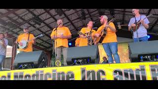 Mama Tried  / #StageB Tribute Band