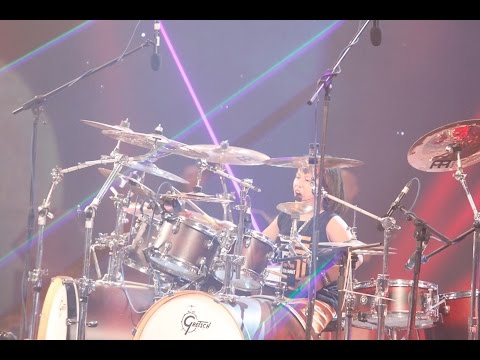 Vietnam's Got Talent 2016 -GALA CHUNG KẾT - TIẾT MỤC TRỐNG - NGỌN LỬA CAO NGUYÊN - TRỌNG NHÂN