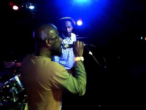 Wrongtom Meets Deemas J. & Mark Professor (Wreck It Up Crew)-Live Freestyle on Jump+Move+Rock Riddim