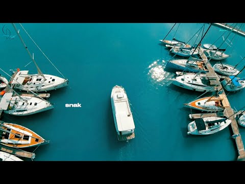 Snakefoot Production x Vízen Jó: SunCamper 30