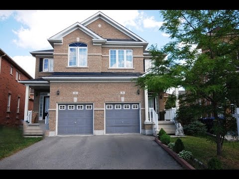 9 Calmwaters, Brampton