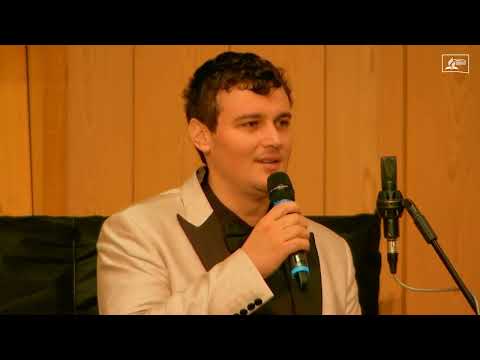 You raised me up - tenor Robert Bede, chitara bas Lucian Tănase; pian Andreea Dobia