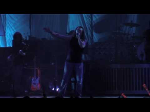 Videoclip de No Ha Parado de Llover (En Vivo) — Maná