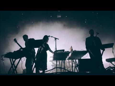 Mount Kimbie live at Pitchfork Paris 2016 {full concert}