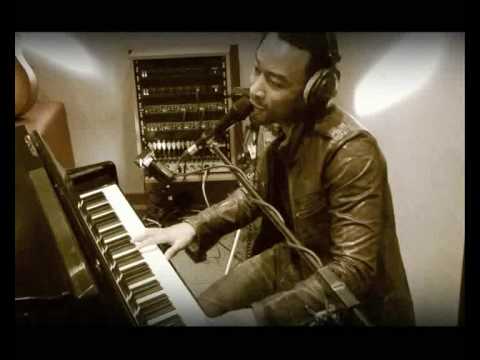 B Side su Bonsai TV || John Legend "Save Room"