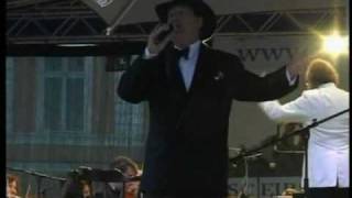 Haydn Deane, The Singing Doctor - Strangers in the Night