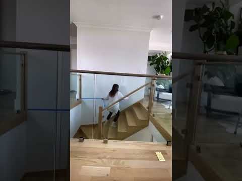 How to make your home look expensive: Wall art size