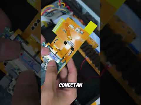 Las granjas de teléfonos en China son UNA LOCURA 🤪📱