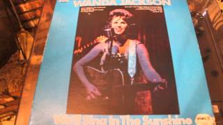 WANDA JACKSON - WALK ON OUT OF MY MIND - WE&#39;LL SING IN THE SUNSHINE - PICKWICK LP RECORD
