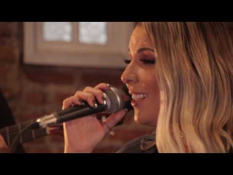 Ana Clara feat Fafá de Belém - Sufoco / Flor de Lis