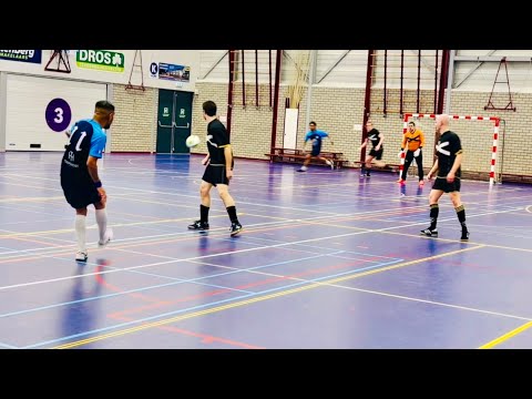 De 4-2 die niet in de samenvatting Exstudiantes 4 staat.