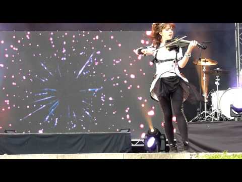 Lindsey Stirling - Spontaneous Me - Live im Hamburger Stadtpark
