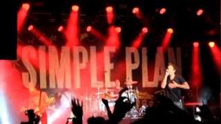 Simple Plan - You Suck At Love @ Finland 16.4.2012