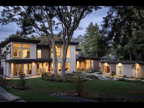 758 Mountjoy Avenue | Oak Bay - The Agency