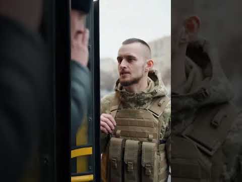 Хлопець ЗСУ захистив дідуся 