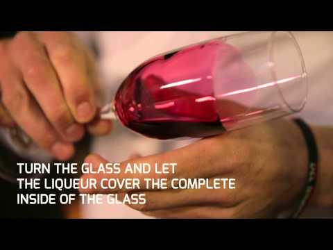 How to make a cocktail: Kir Royal