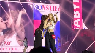 Download lagu BABYMONSTER - Stuck in the Middle [2025 BABYMONSTER 1st WORLD TOUR (HELLO MONSTERS) IN BANGKOK] mp3