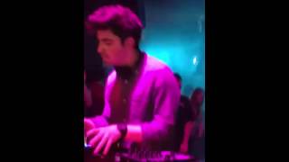 Felix Cartal- Black to white