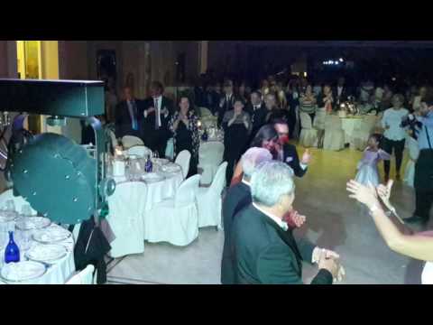 INGRESSO BALLATO DIVERTENTE AL RISTORANTE - PARCO DEI PRINCIPI PESCARA - FRANCESCO BARATTUCCI