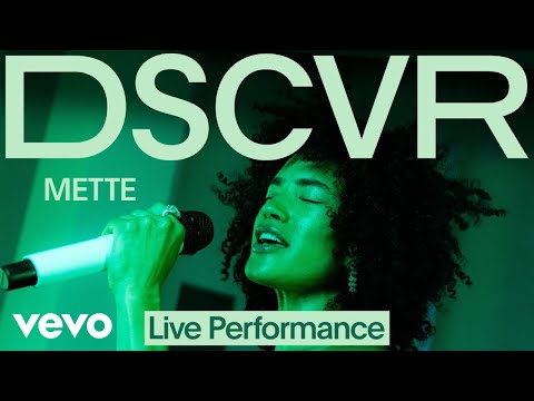 METTE - FOR THE PEOPLE (Live) | Vevo DSCVR