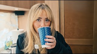 Sabrina Carpenter - emails i can’t send tour documentary filmed #withGalaxy