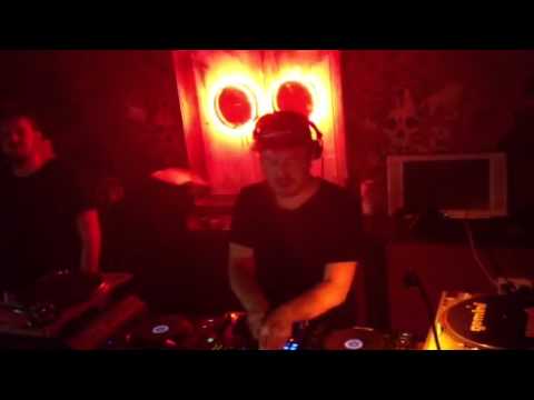 Oliver Dollar & the Adana twins