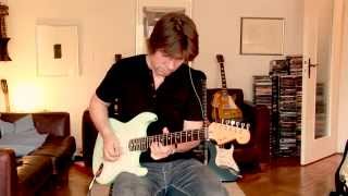 Video thumbnail for 2011 Fender Custom Shop Jeff Beck Stratocaster RW Surf Green, Part2 by GregsGuitars