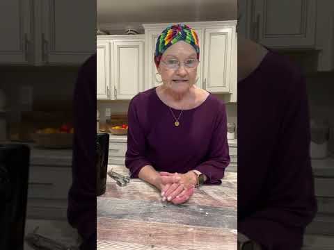 Mama Sue makes FRUIT COCKTAIL CAKE | Southern cooking recipes | How to make an easy dessert