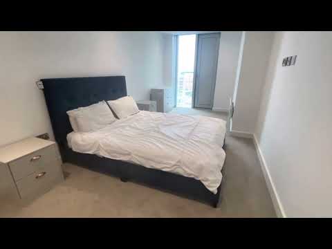 TO RENT Victoria Residence, Manchester City Centre - £1750pcm