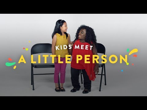 小さな人との出会い｜キッズミート｜HiHo Kids (Kids Meet A Little Person | Kids Meet | HiHo Kids)