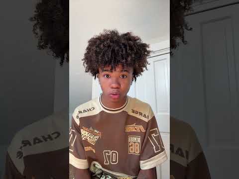 why won’t bro admit that he lost 😭 #trending #twin #capri #boxing #shorts